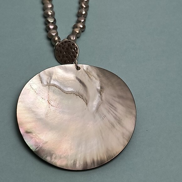 Tommy Bahama Shell Necklace With Beads Freshwater Pearl Multi-Color Reso… - Picture 7 of 11